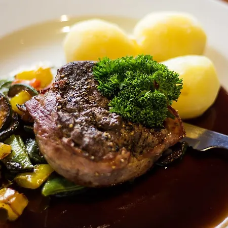 Hotelli Laennentie 3*